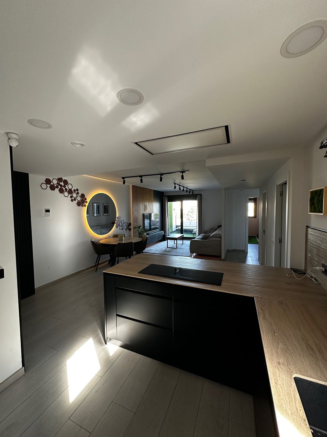 Exclusiva vivienda de 3 dormitorios en residencial privado — miniatura 3