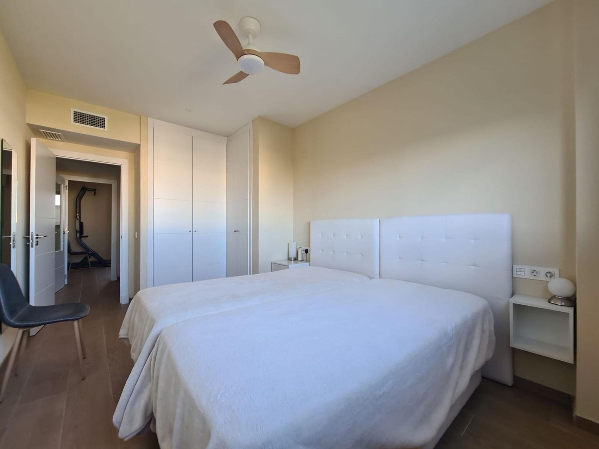 Exclusiva vivienda con terraza y piscina en Jerez — miniatura 16