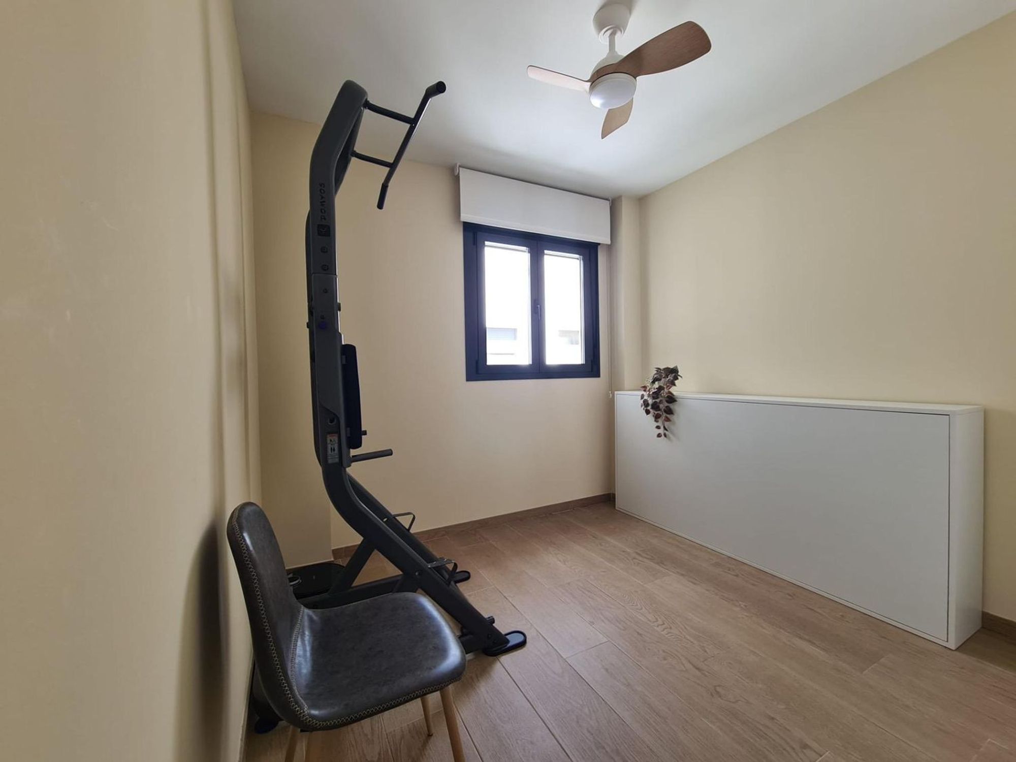 Exclusiva vivienda con terraza y piscina en Jerez — miniatura 4